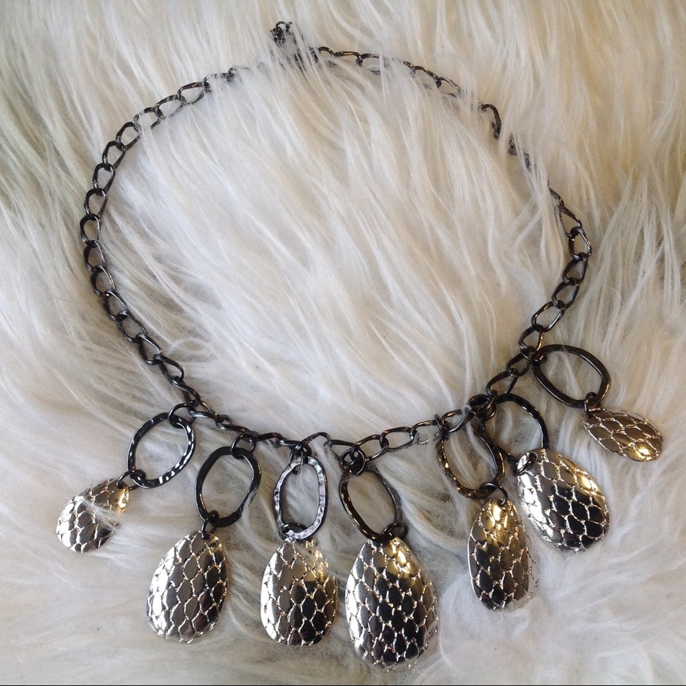 💥4 for $20💥 Beautiful Silver Fashion Necklace